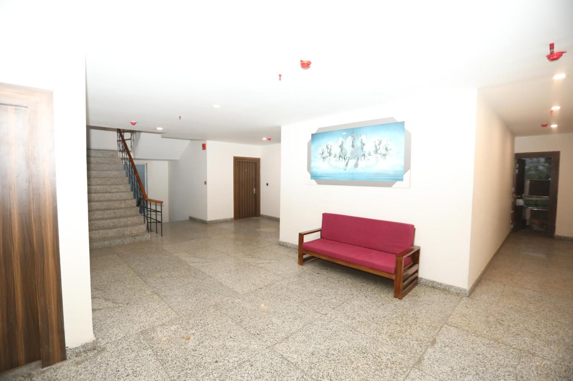 Hotel Noida Grand Sec 58 Exterior foto